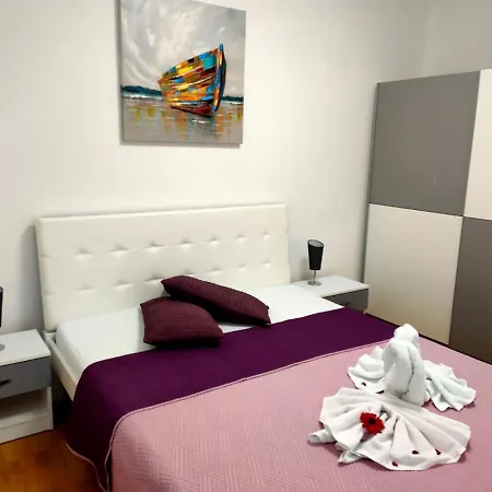 Apartments Elin