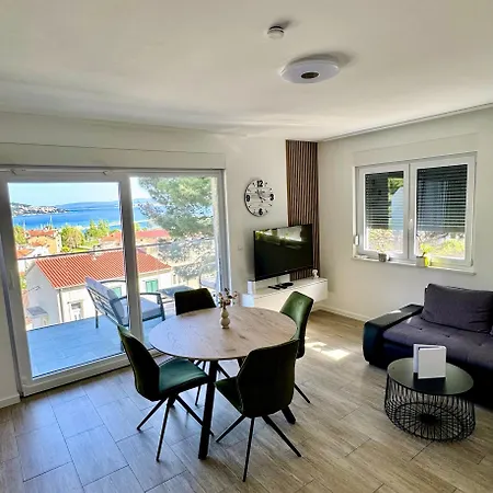 Apartments Elin Apartment Omis