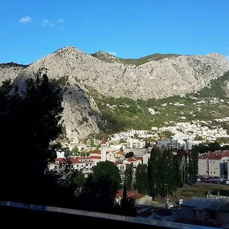 Apartments Elin Apartment Omis