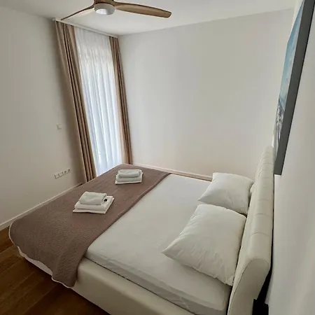 Elin Apartmán